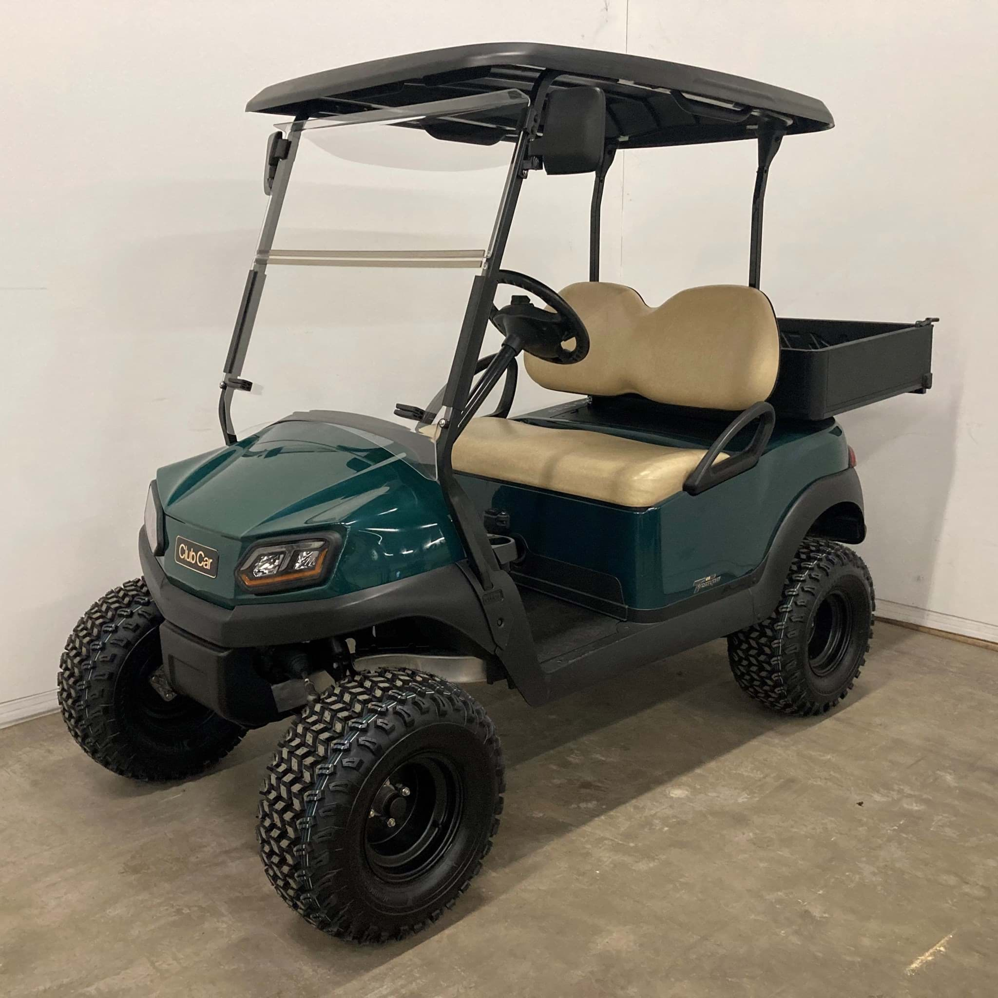 Picture of Trade - 2019 - Electric lithium - Club Car - Tempo - 2 seater - Green